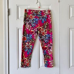 Time and Tru yoga capris pants leggings M (8-10) pink floral mid high waist